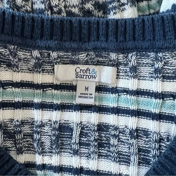 Croft & Barrow Blue and White Striped Sweater Womens Size Medium V Neck Knit Top - Picture 8 of 8